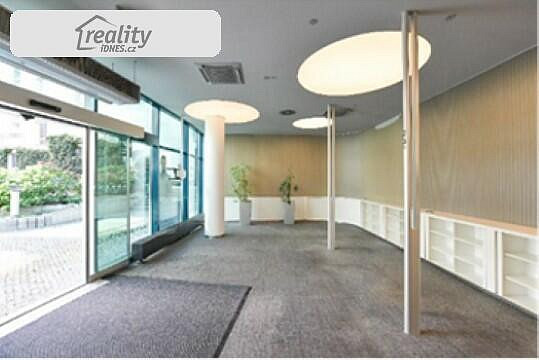 Pronájem obchodních prostor 128 m² — photo 4