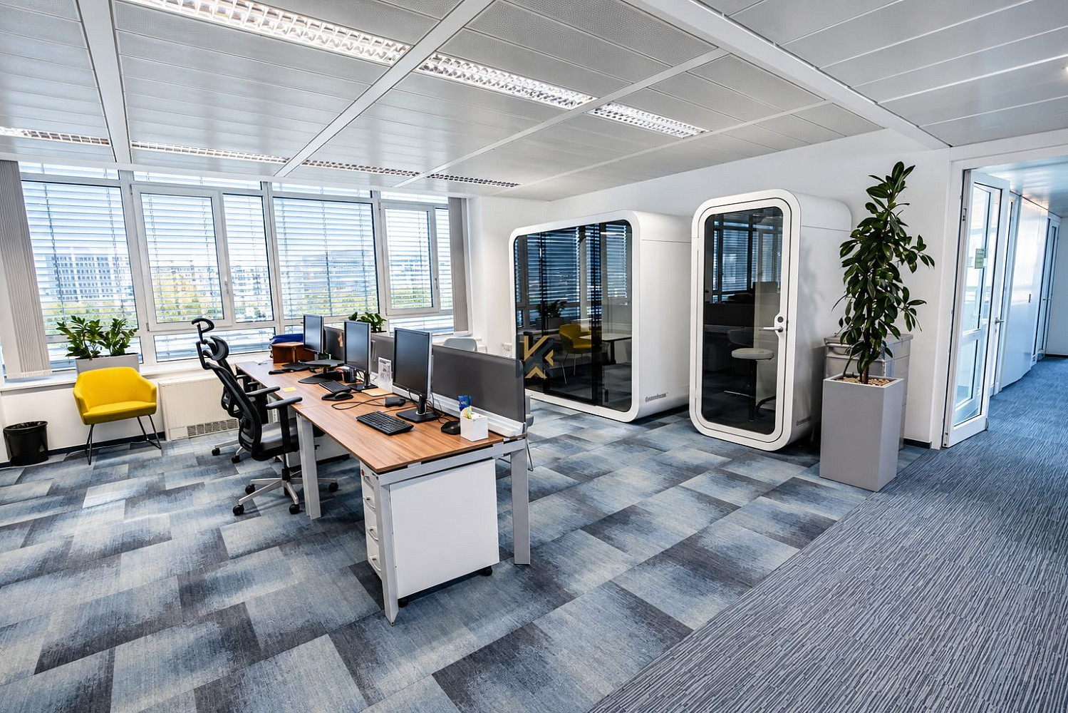 Pronájem kanceláře 325 m² – fotografie 5