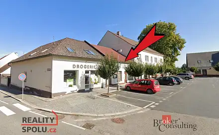 Pronájem obchodních prostor 100 m², náměstí Svobody, Libáň, okres Jičín
