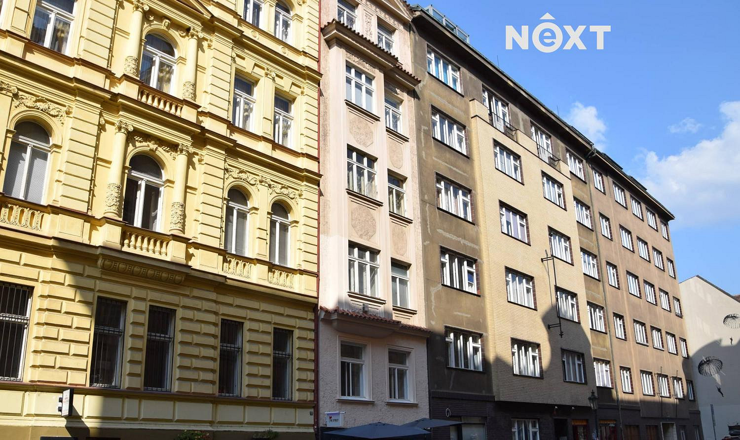 Prodej nájemního domu, činžáku 1 195 m² — photo 2