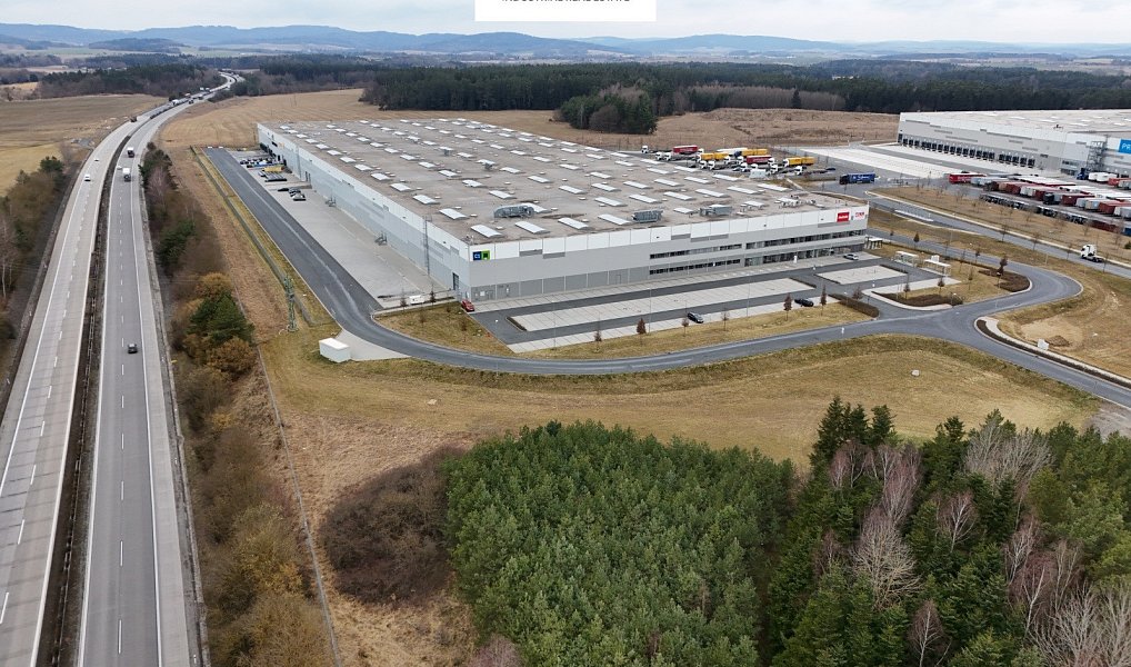 Pronájem výrobních prostor 2 377 m², Bor – náhled fotky 11