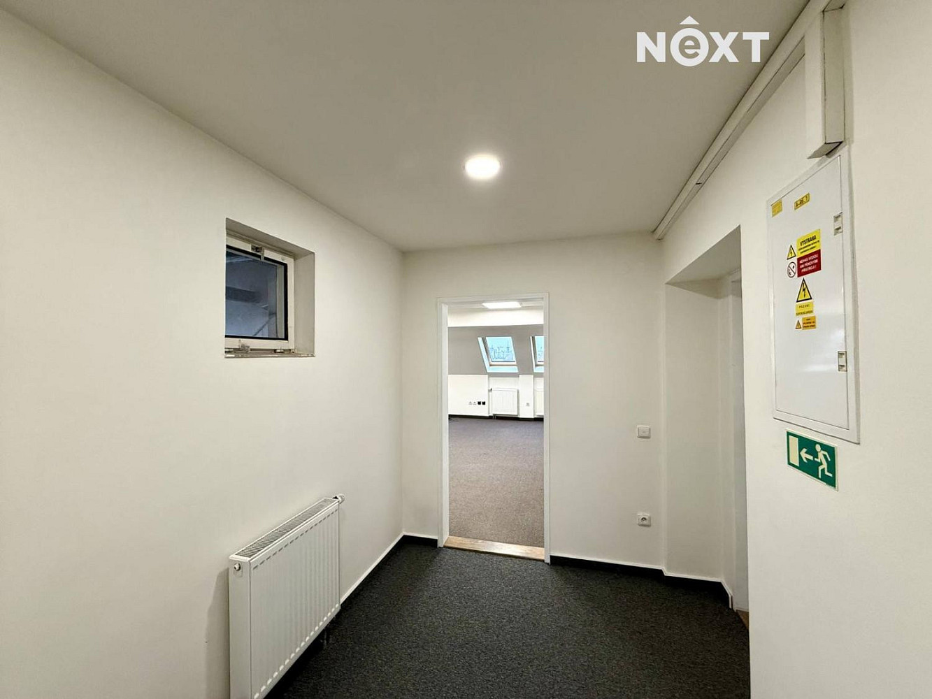 Pronájem kanceláře 32 m² — photo 2