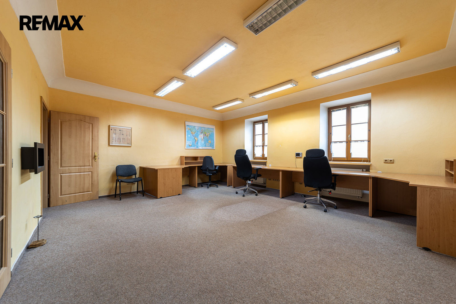 Prodej nájemního domu, činžáku 220 m² – fotografie 4