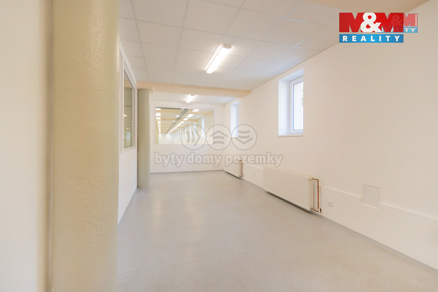 Pronájem skladovacích prostor 1 187 m² – fotografie 4