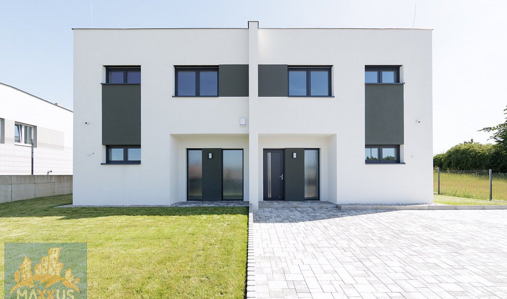 Prodej domu 280 m² s pozemkem 857 m², Herink – náhled fotky 3