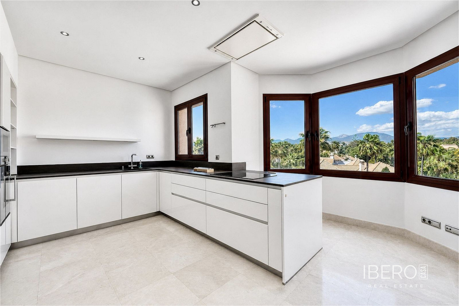 Prodej bytu 4+kk 327 m² — photo 5
