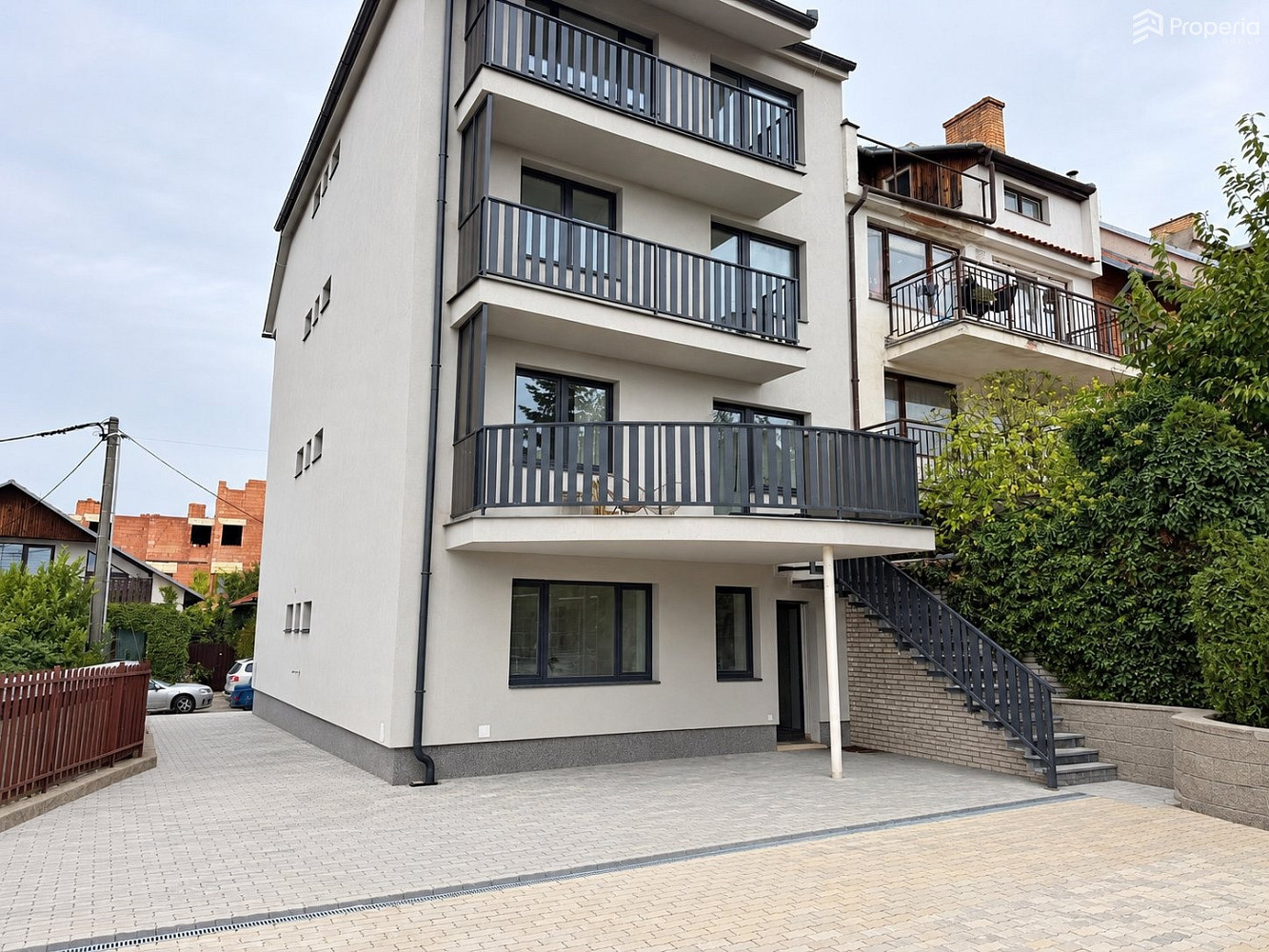 Prodej nájemního domu, činžáku 312 m²
