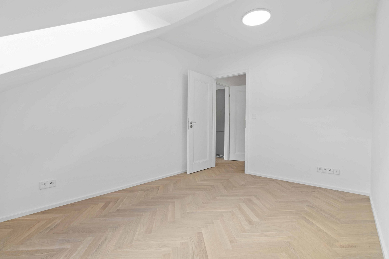 Pronájem bytu 3+kk 91 m² — photo 5