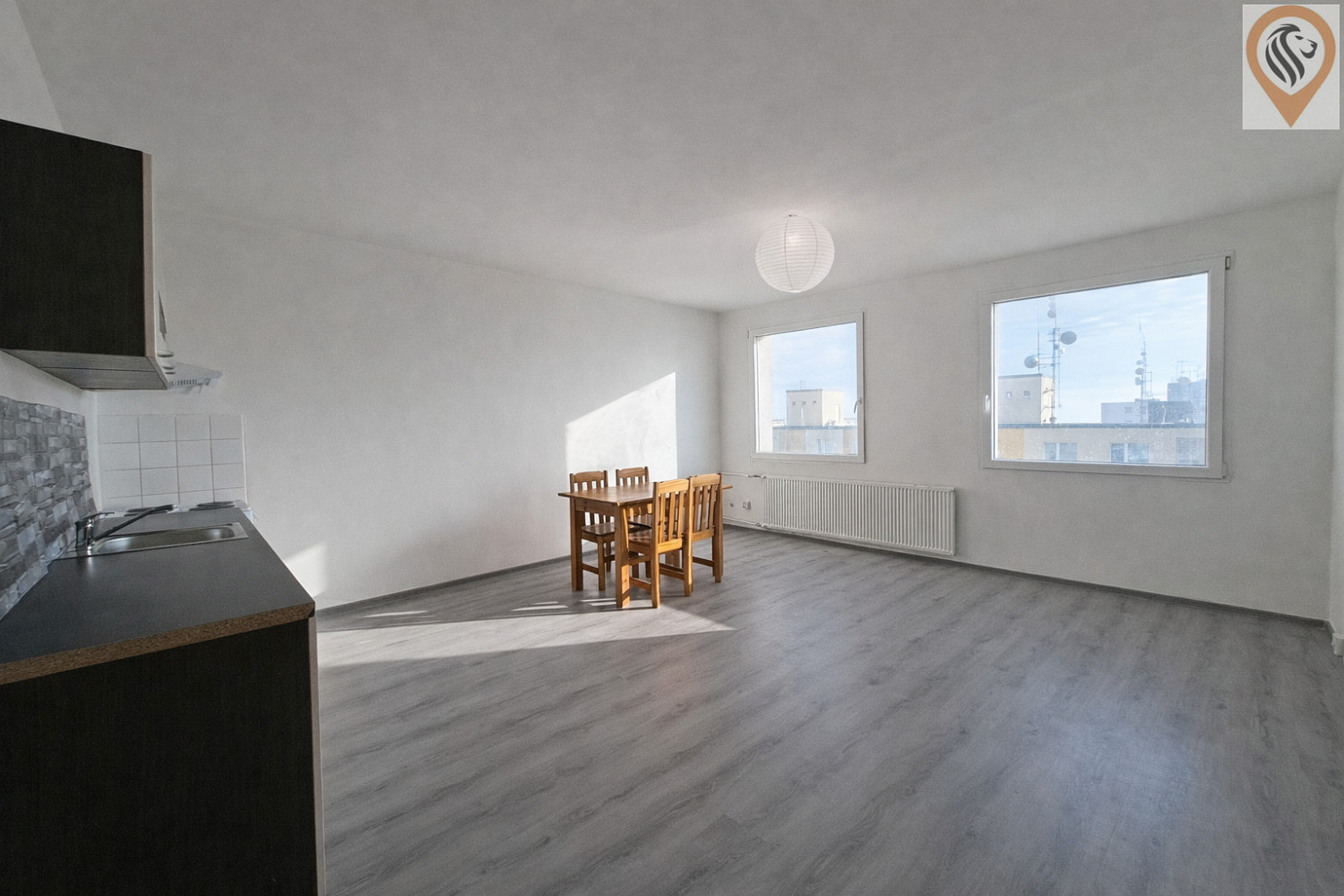 Pronájem bytu 1+kk 31 m² - Widok 2