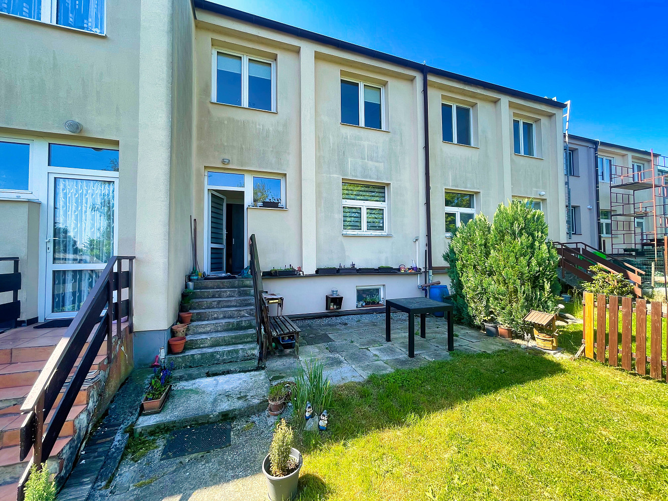 Prodej domu 210 m² s pozemkem 202 m² – fotografie 2