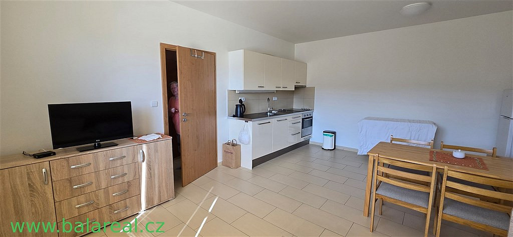Prodej bytu 1+kk 34 m² — photo 4