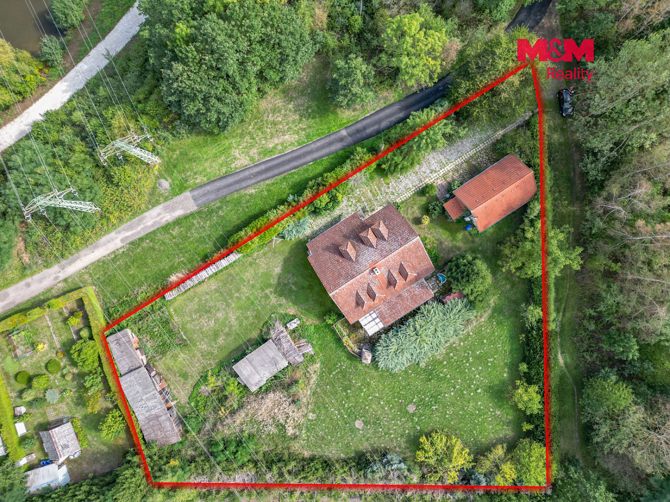 Prodej domu 273 m² s pozemkem 2 829 m² – fotografie 2
