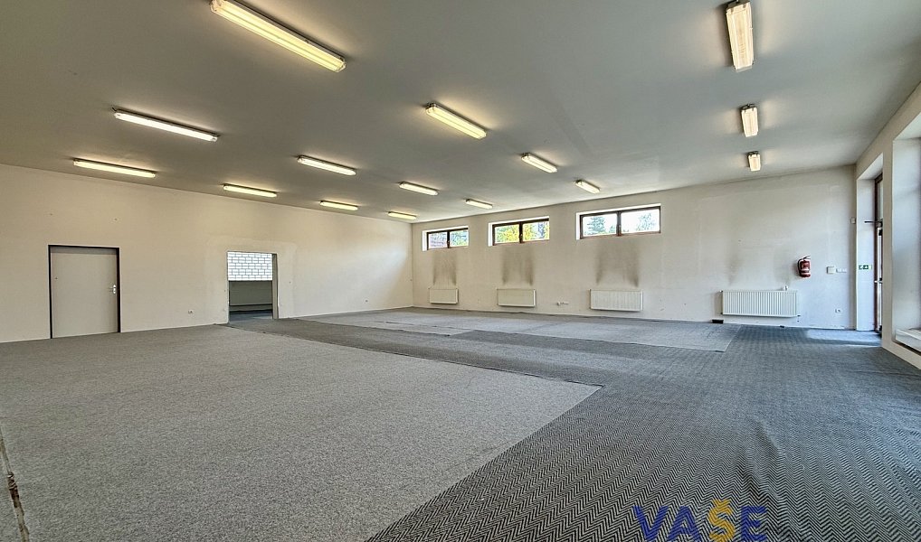 Pronájem obchodních prostor 370 m², Šumperk – náhled fotky 4