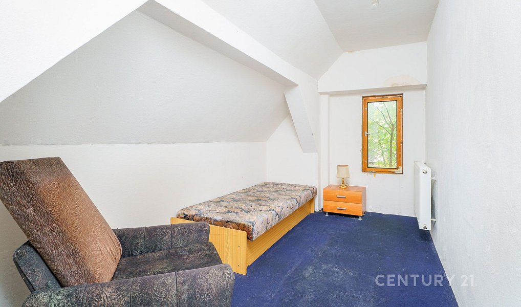 Prodej domu 117 m² s pozemkem 1 901 m², Vyklantice – náhled fotky 16