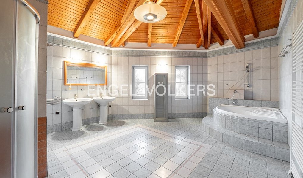 Prodej domu 463 m² s pozemkem 1 277 m², Přezletice – náhled fotky 14