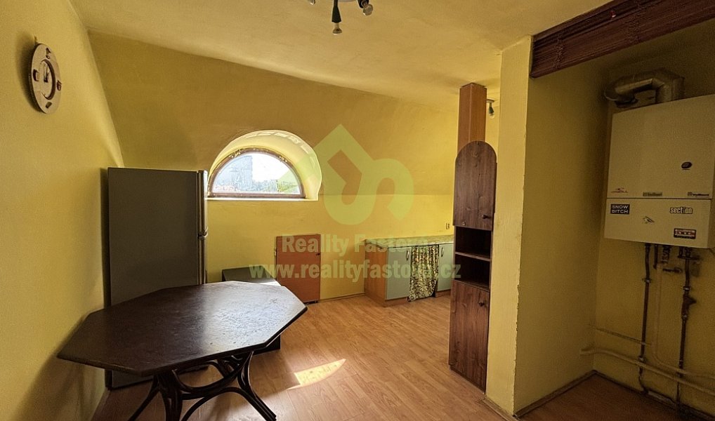 Prodej bytu 2+1 69 m², Rokycany – náhled fotky 5