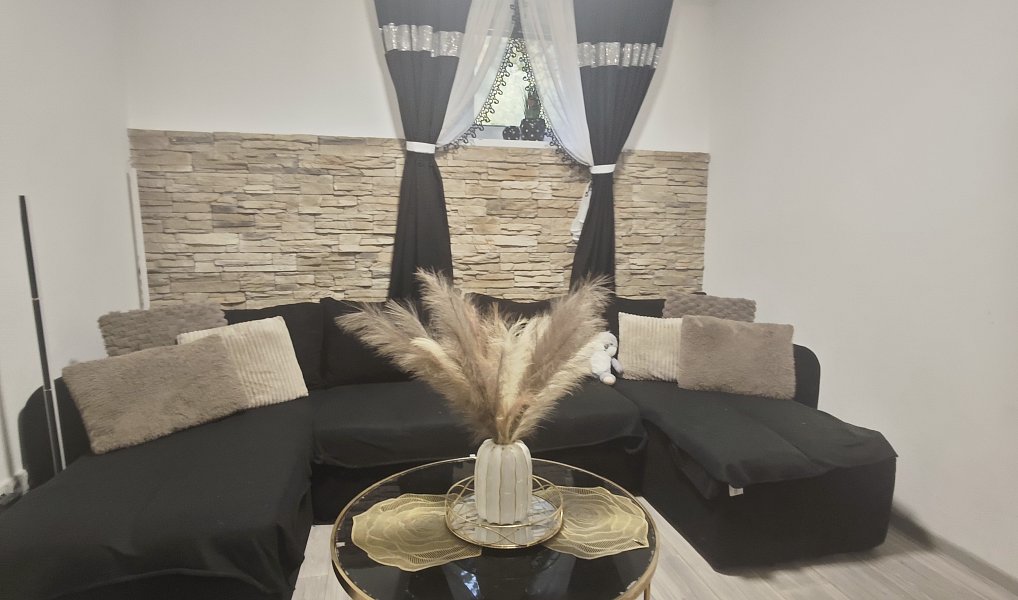 Prodej bytu 2+1 64 m², Vsetín – náhled fotky 7