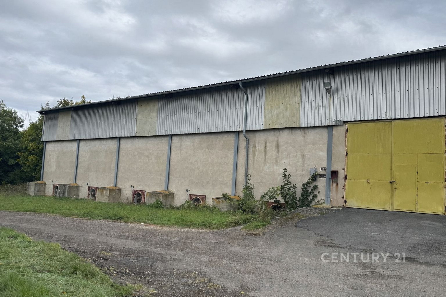 Prodej skladovacích prostor 1 262 m²