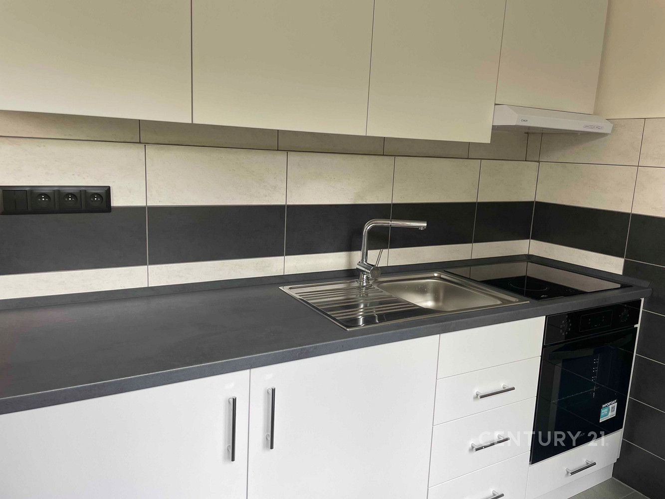 Pronájem bytu 1+1 38 m² – fotografie 4