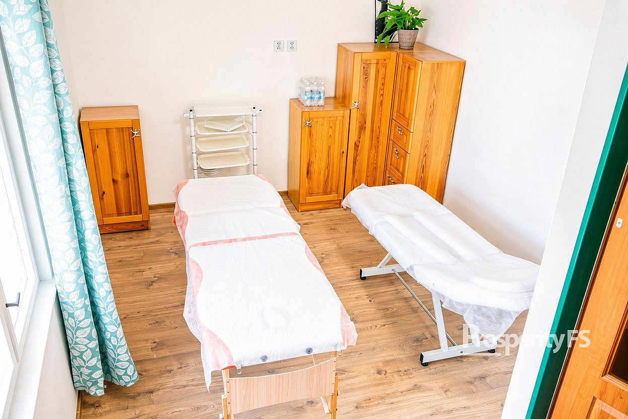 Pronájem komerčního objektu (jiného typu) 16 m² — photo 2
