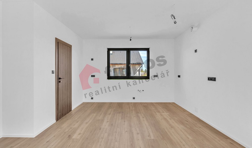 Prodej domu 125 m² s pozemkem 882 m², Moravany – náhled fotky 13