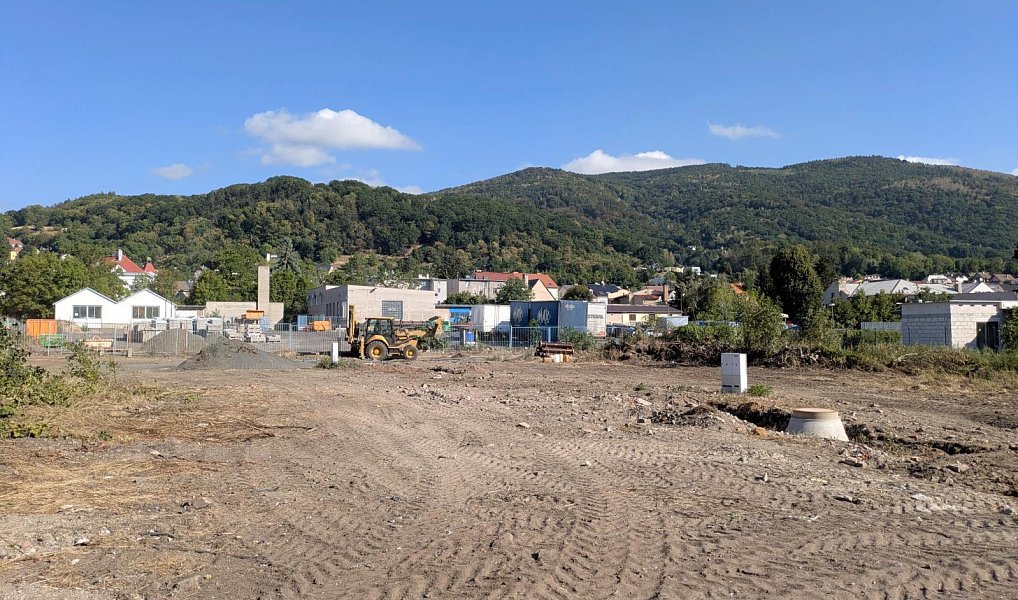Prodej stavebního pozemku 874 m², Krupka – náhled fotky 5