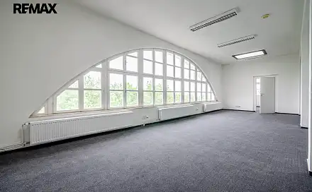 Pronájem kanceláře 53 m², Mírové náměstí, Louny