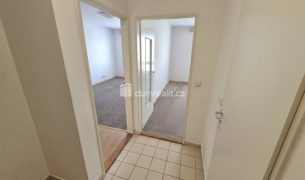 Pronájem bytu 2+kk 40 m², Roudnice nad Labem – náhled fotky 3