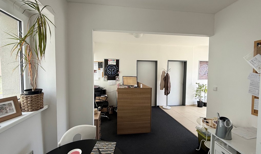 Pronájem obchodních prostor 73 m², Teplice – náhled fotky 3