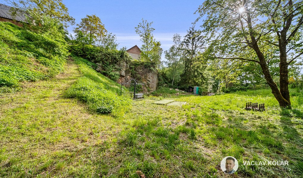 Prodej stavebního pozemku 1 805 m², Hořice – náhled fotky 11