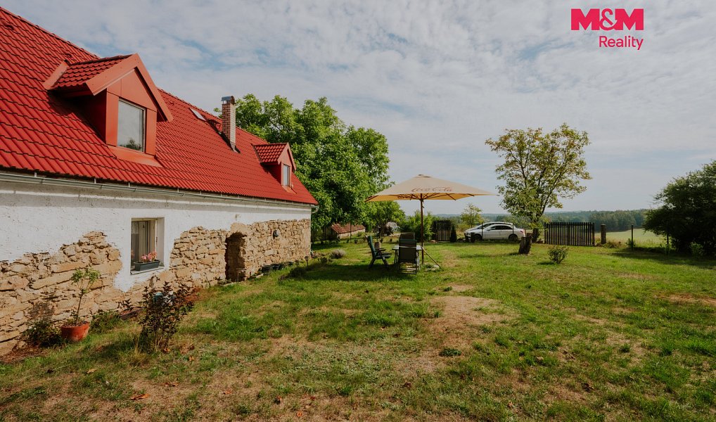 Prodej domu 250 m² s pozemkem 875 m², Kadov – náhled fotky 8