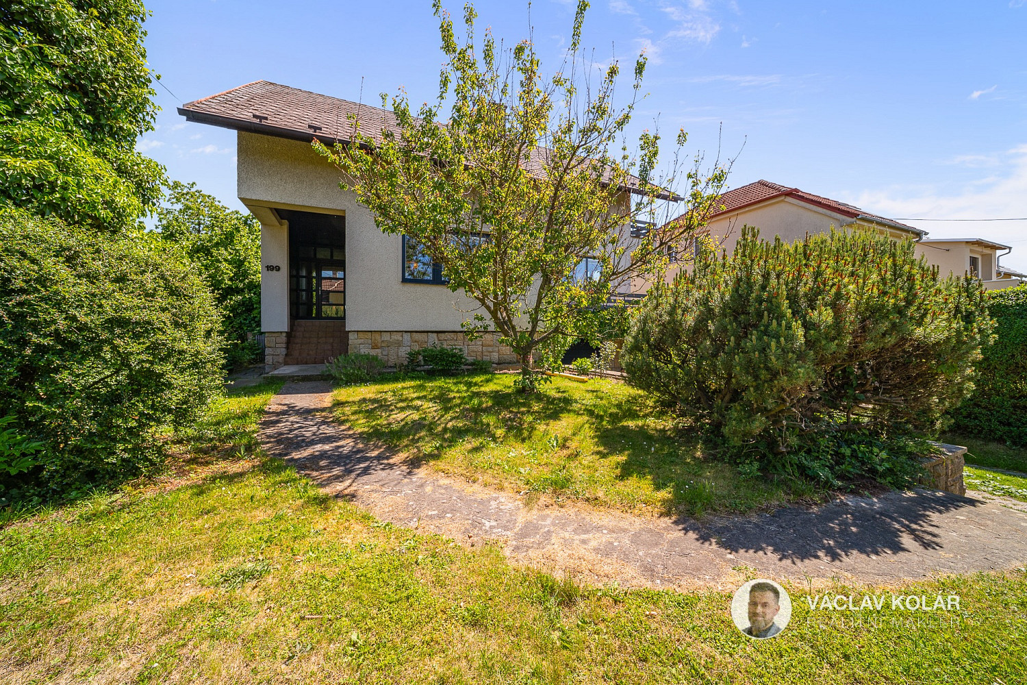 Prodej domu 280 m² s pozemkem 965 m²