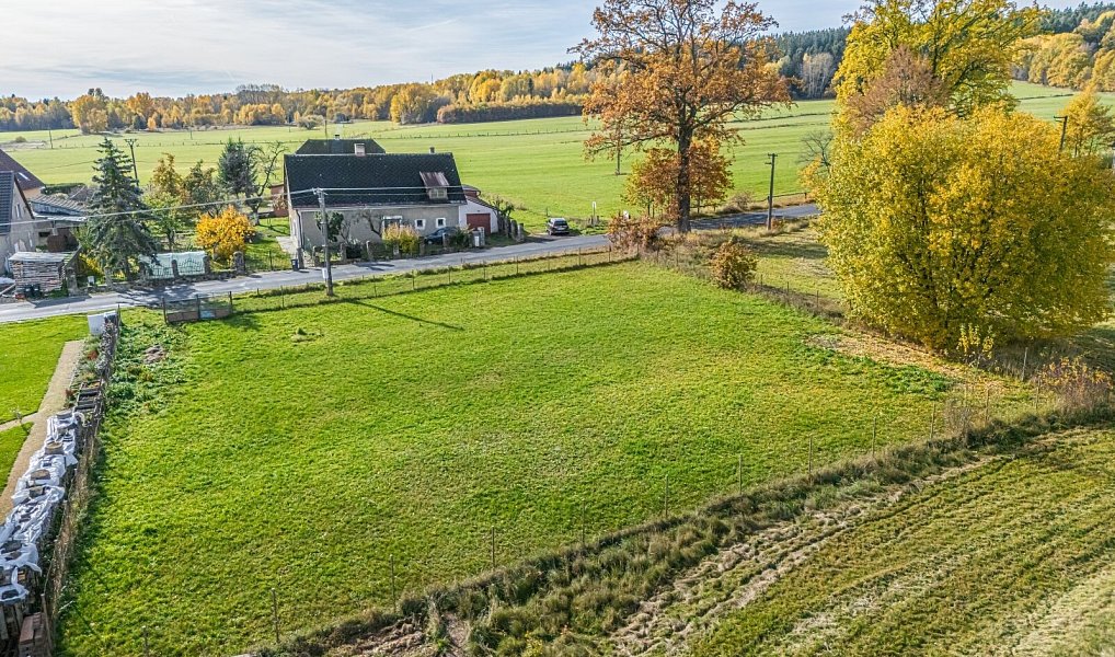 Prodej stavebního pozemku 1 360 m², Drmoul – náhled fotky 7