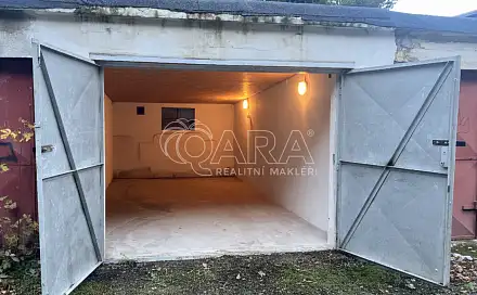 Garáž 5 minut od metra Nádraží Veleslavín elektřina, výborná lokalita, Praha 6