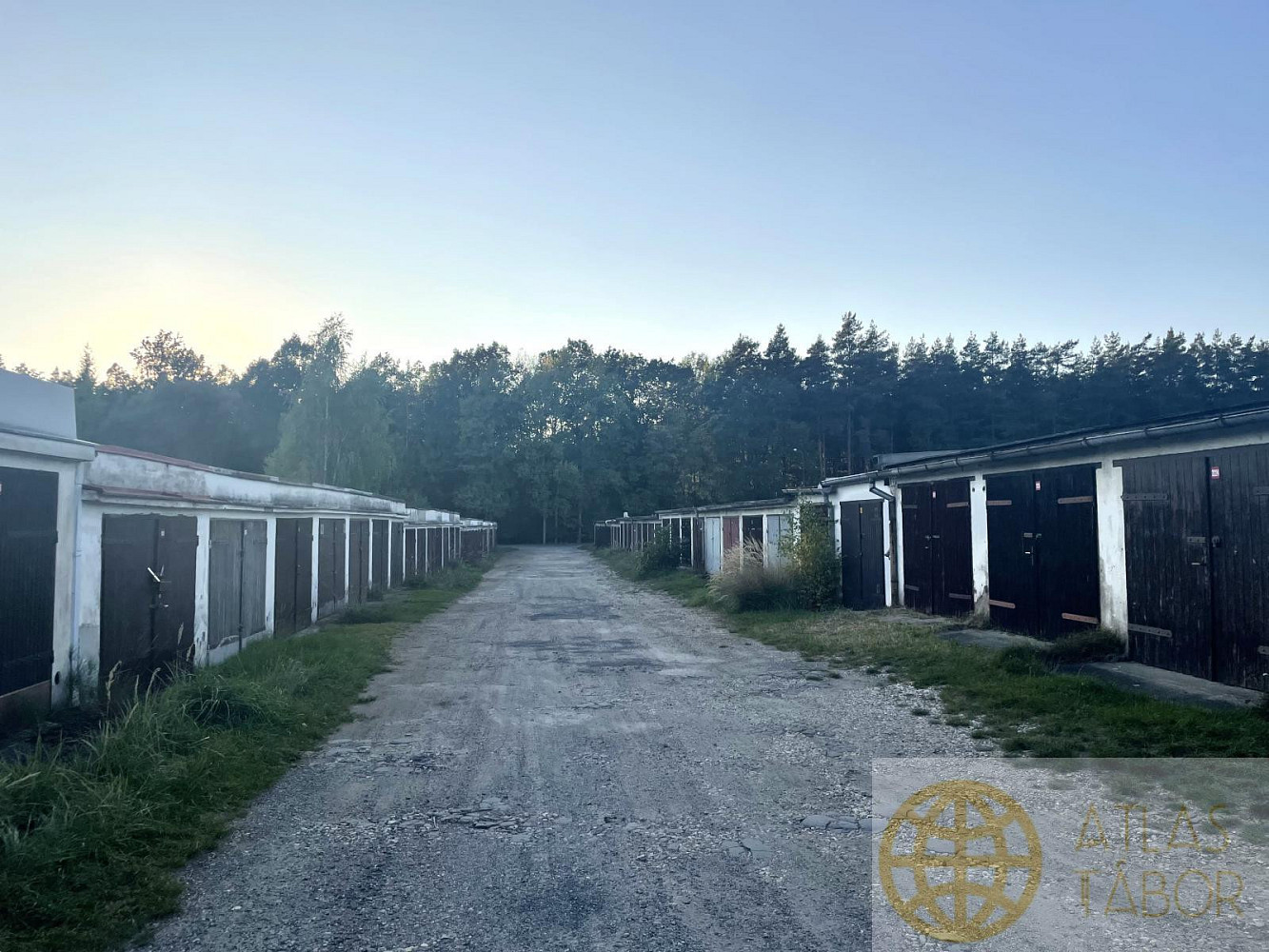 Prodej garáže na Sezimově Ústí 1 – fotografie 5