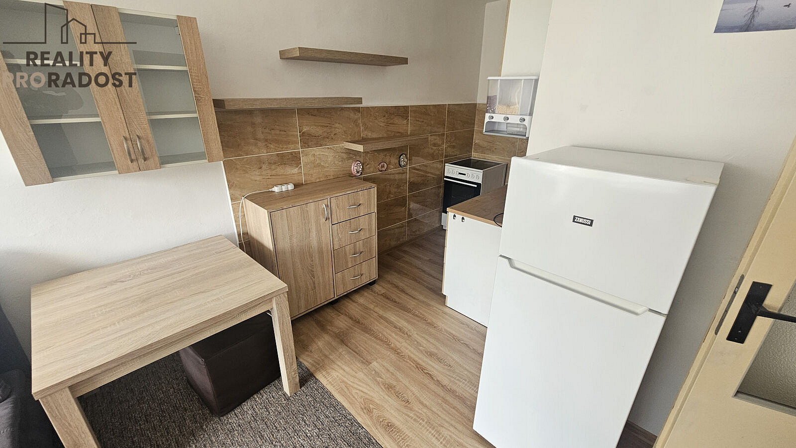 Pronájem bytu 2+kk 39 m² – fotografie 4