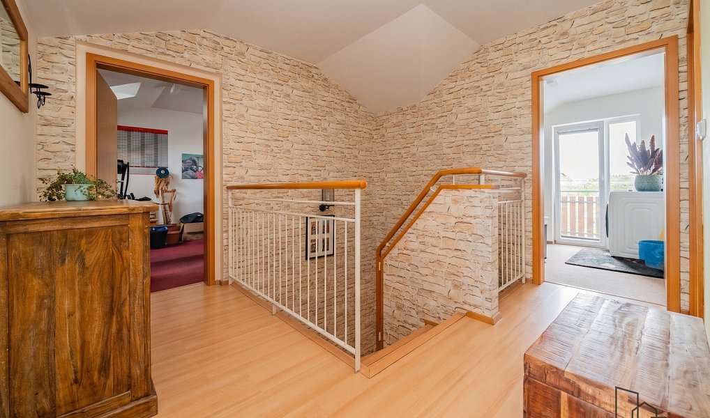 Prodej domu 123 m² s pozemkem 410 m², Bašť – náhled fotky 8