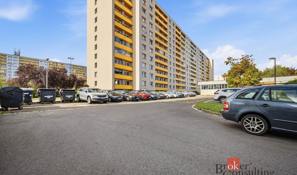 Pronájem bytu 2+kk 47 m², Hradec Králové – náhled fotky 9