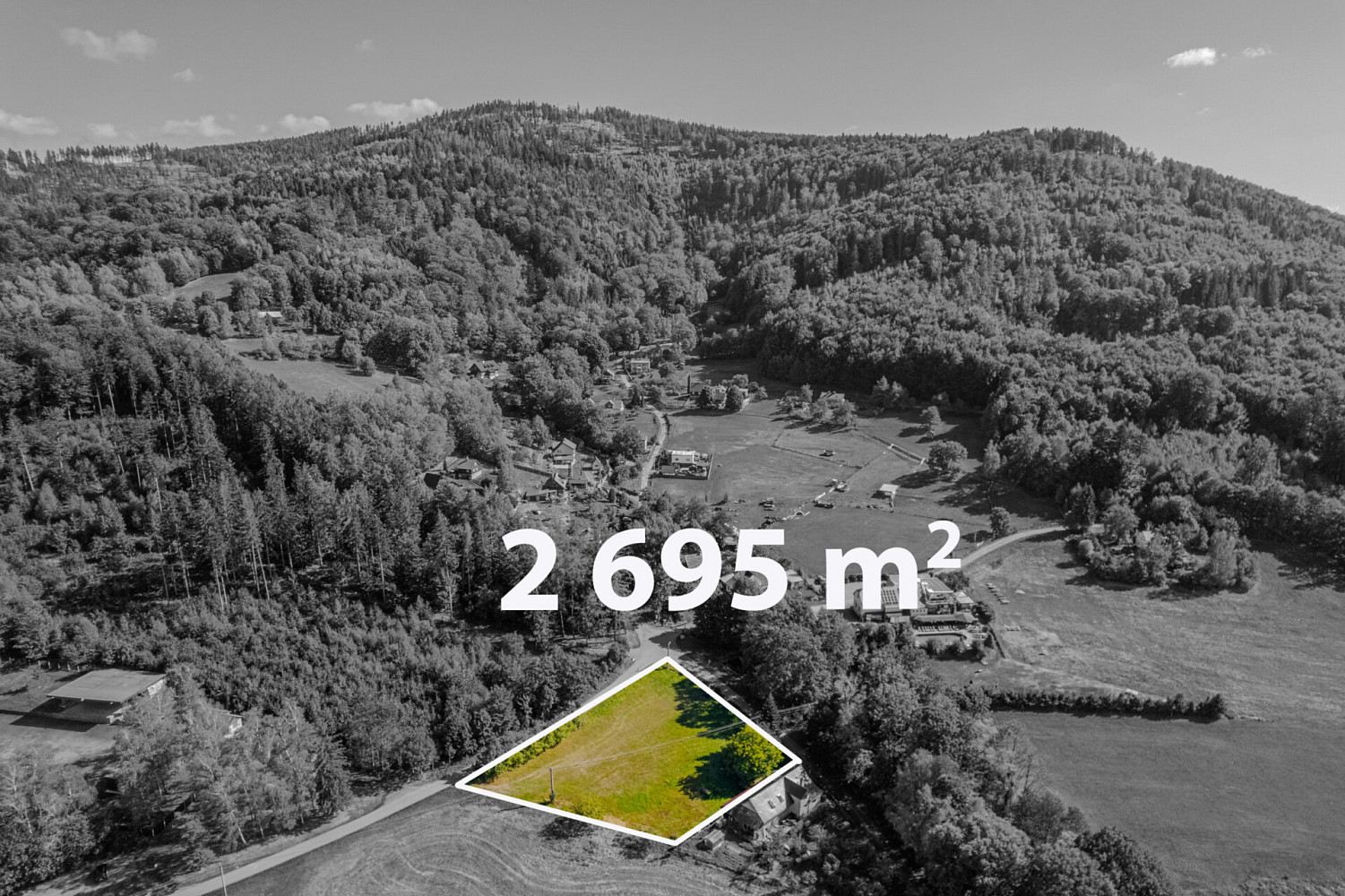 Prodej stavebního pozemku 2 695 m² – fotografie 3