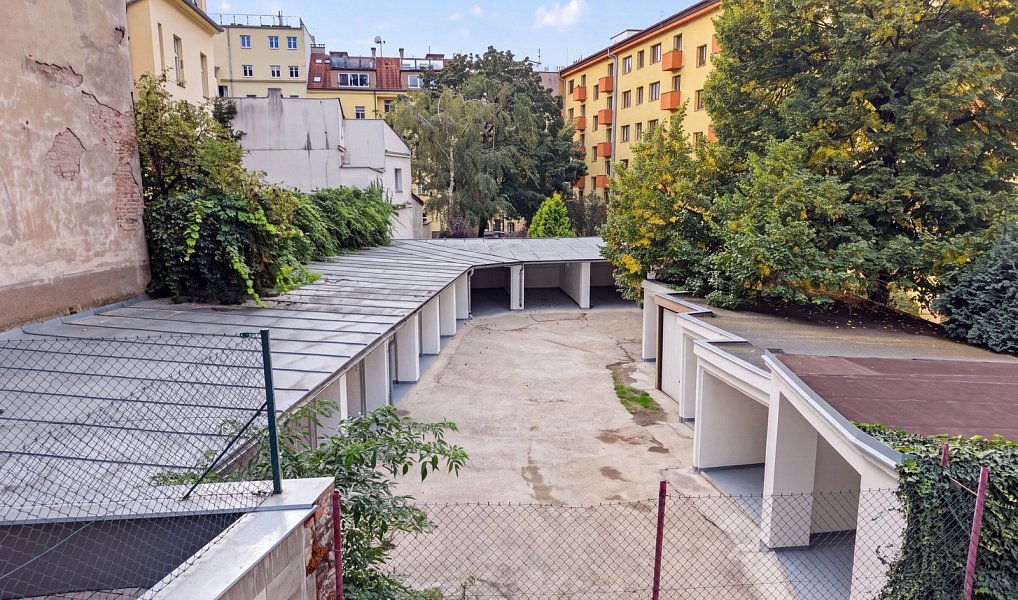Garáže Podolská 144, Praha – náhled fotky 23