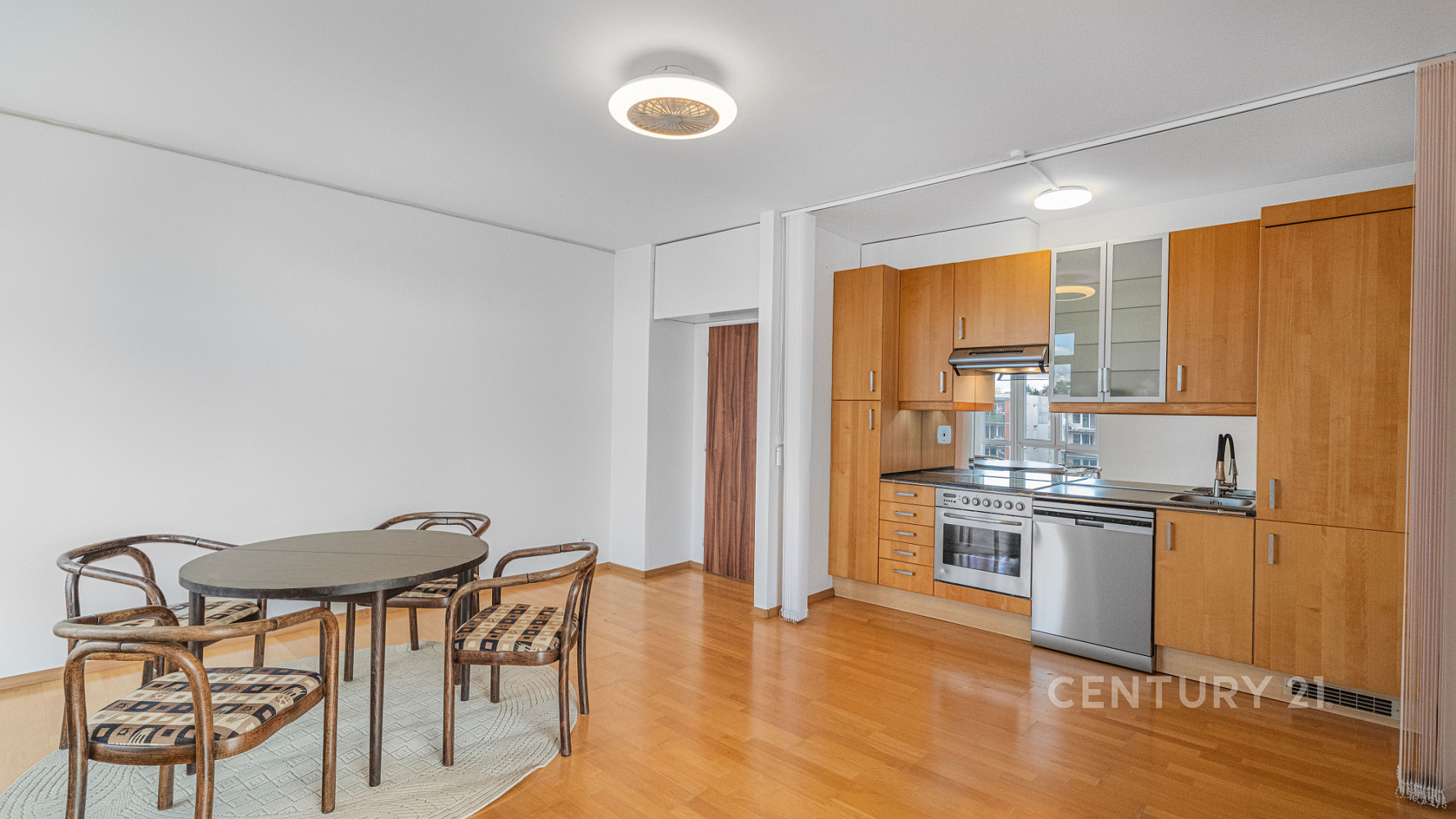 Pronájem bytu 2+kk 54 m²