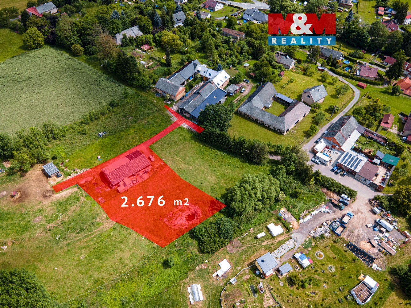 Prodej stavebního pozemku 2 676 m²