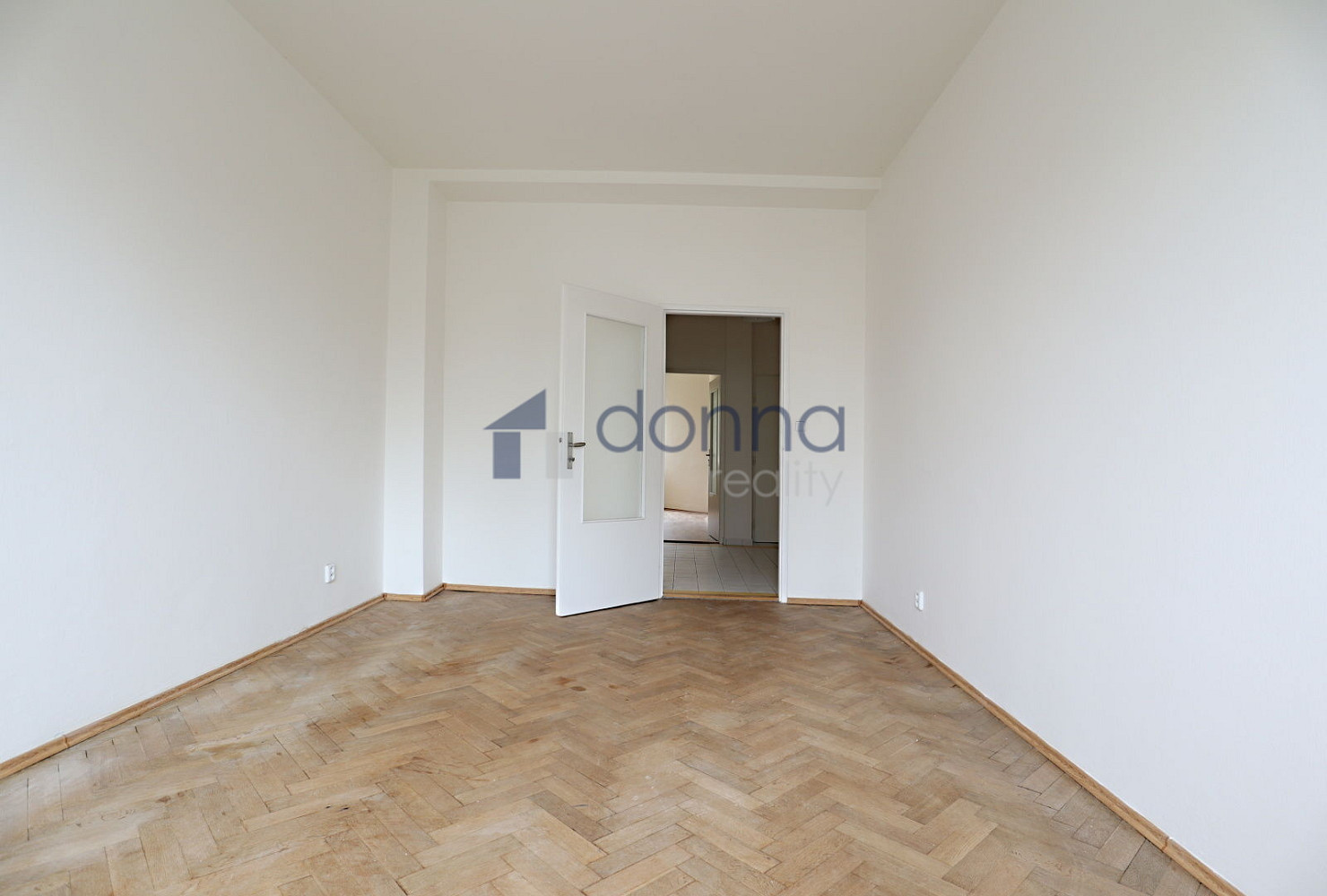 Pronájem bytu 1+1 42 m² — photo 2