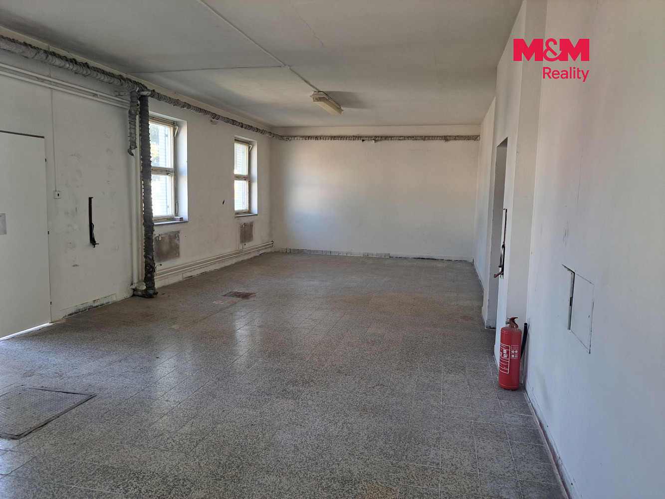 Pronájem skladovacích prostor 137 m² – fotografie 5