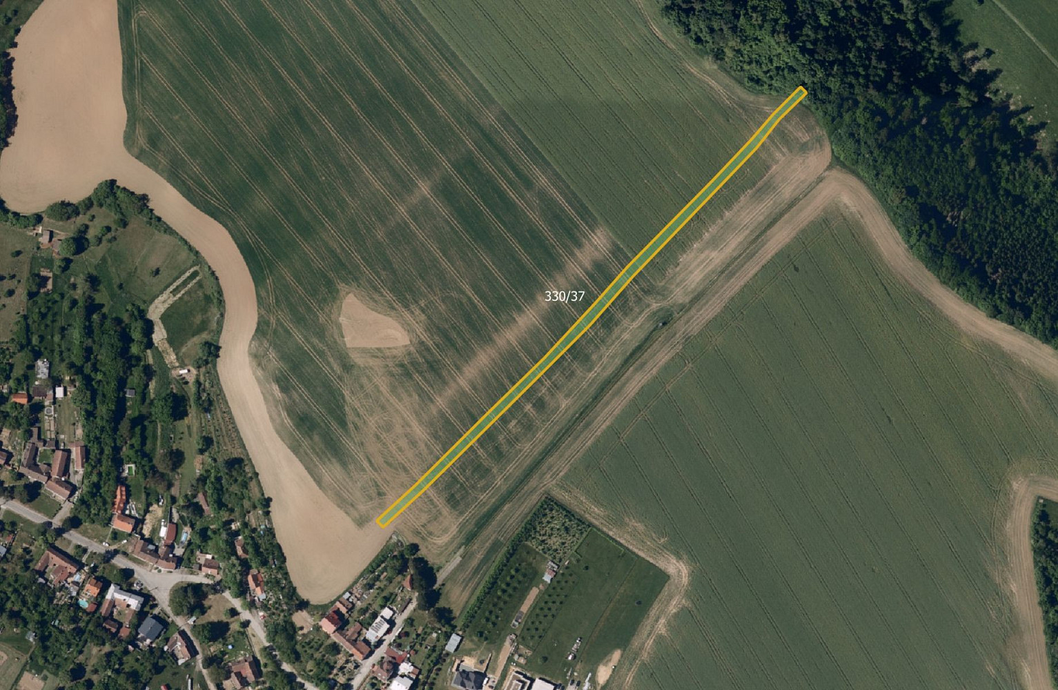 Prodej pole 6 827 m²