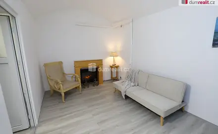 Prodej obchodních prostor 58 m², Praha 8 - Libeň