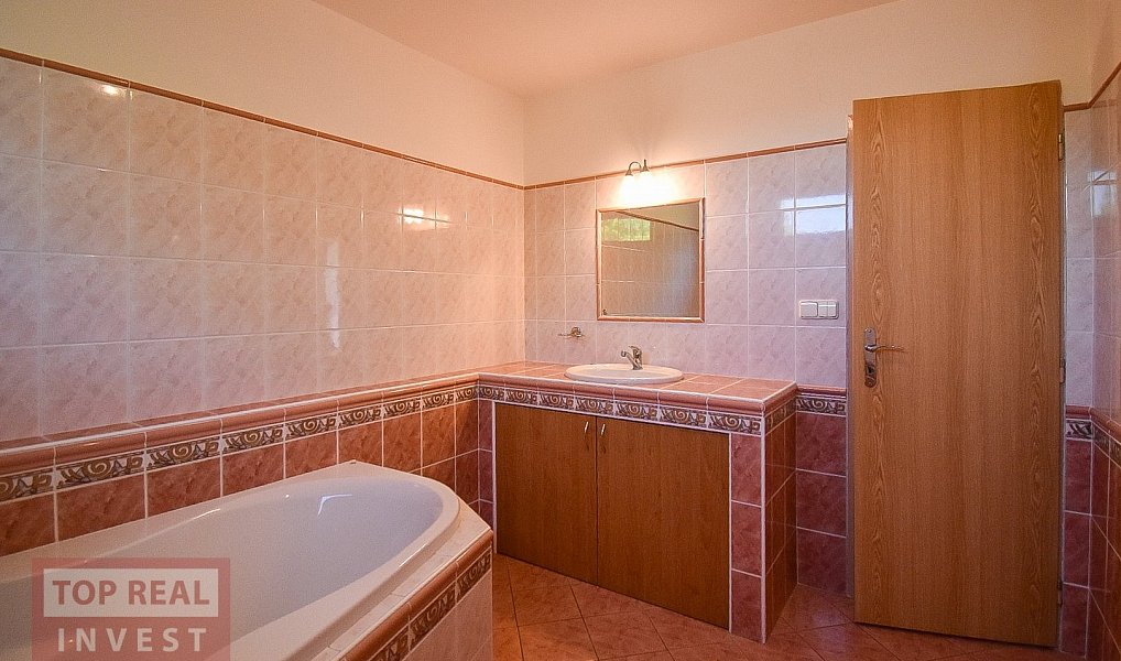 Prodej domu 209 m² s pozemkem 357 m², Kroměříž – náhled fotky 22