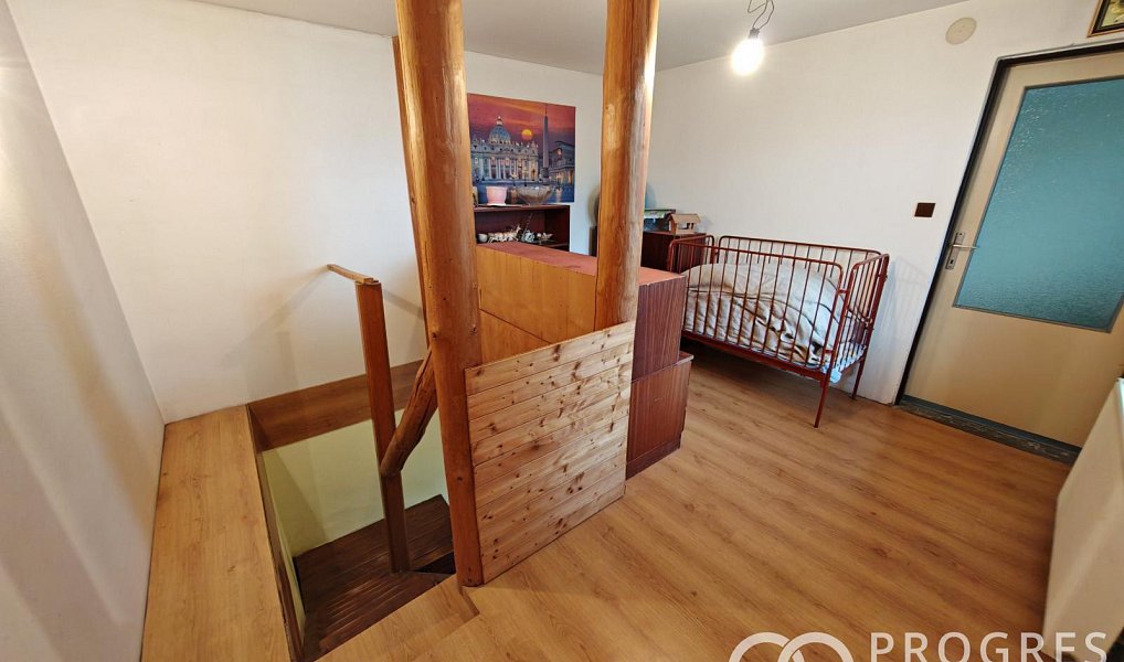 Prodej domu 160 m² s pozemkem 523 m², Rataje – náhled fotky 8