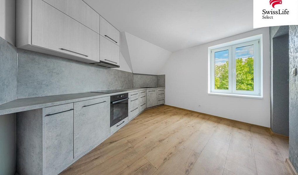 Prodej bytu 3+1 108 m², Trutnov – náhled fotky 2