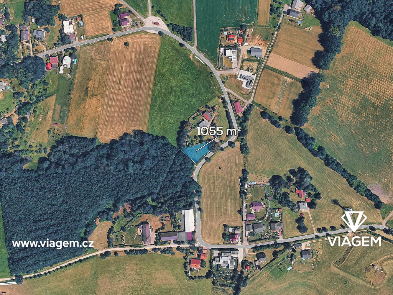 Prodej pole 1 055 m² – fotografie 2
